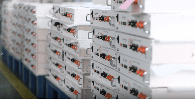Hicorenergy fährt den globalen Energieübergang mit seinem Sternprodukt-I-Box 48100R-Batterie